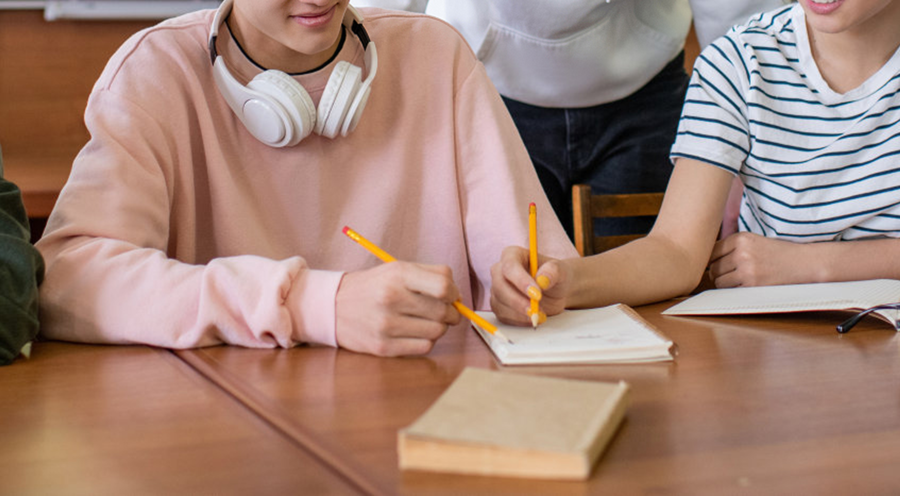 公务员行测言语理解考试，面对主旨题找对策有哪些解题思路？