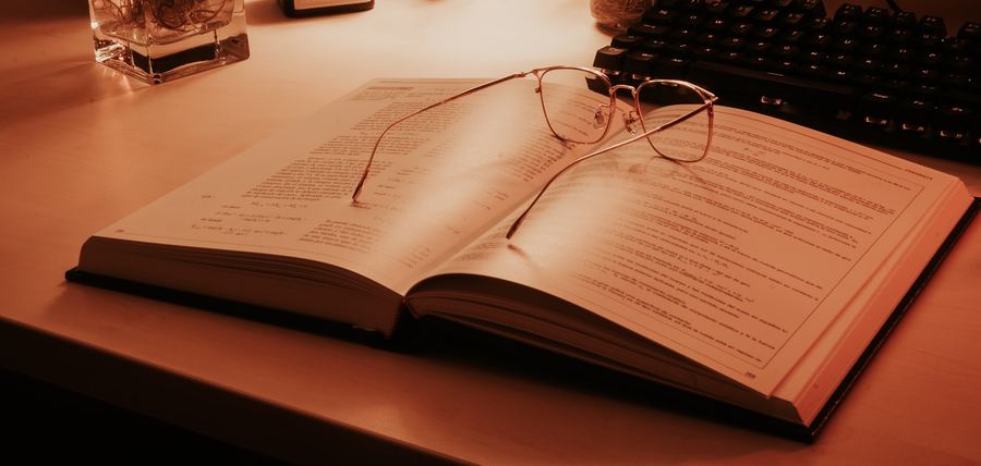 行测判断推理技巧，如何使用结构分析法解答定义判断？